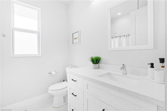 3305 NW 1st TER, Cape Coral, FL 33993