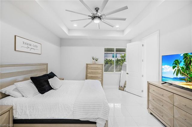 3305 NW 1st TER, Cape Coral, FL 33993