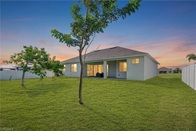 3305 NW 1st TER, Cape Coral, FL 33993
