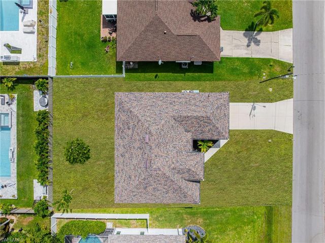 3305 NW 1st TER, Cape Coral, FL 33993