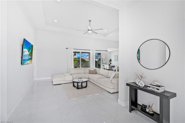 3305 NW 1st TER, Cape Coral, FL 33993