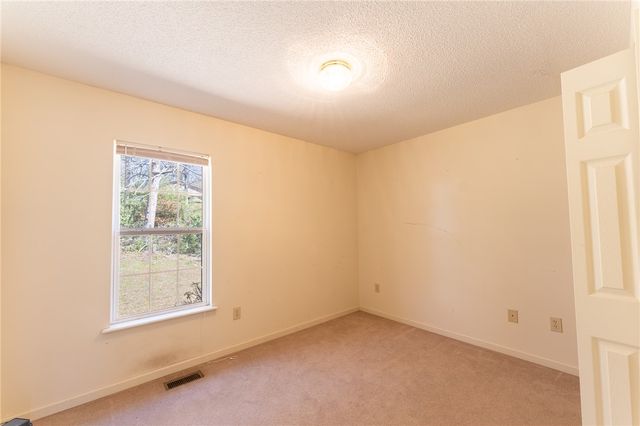 102 Roderick Drive, Seneca, SC 29678