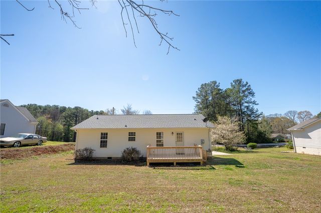 102 Roderick Drive, Seneca, SC 29678