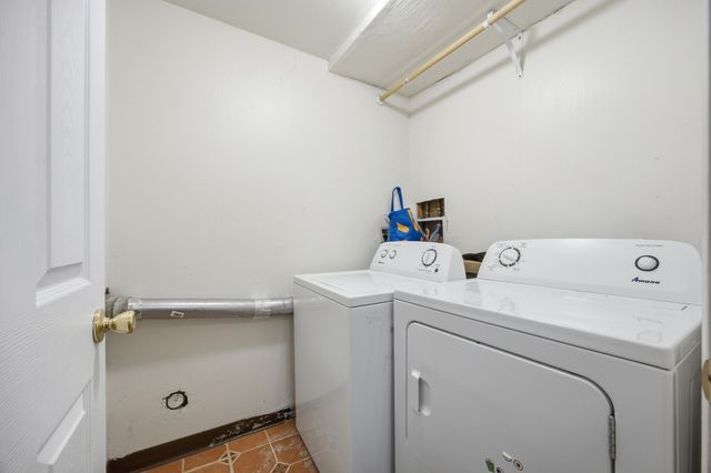 431 4th Avenue E, West Fargo, ND 58078