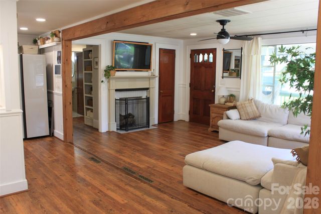 206 Bentwood Drive, Forest City, NC 28043