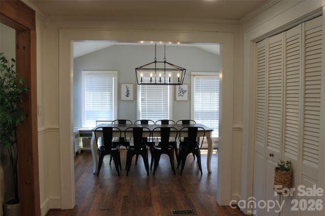 206 Bentwood Drive, Forest City, NC 28043