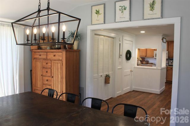 206 Bentwood Drive, Forest City, NC 28043