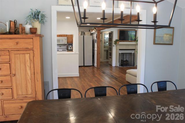 206 Bentwood Drive, Forest City, NC 28043