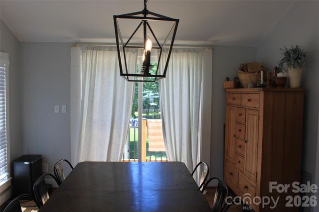 206 Bentwood Drive, Forest City, NC 28043