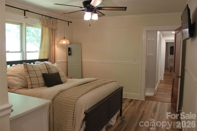 206 Bentwood Drive, Forest City, NC 28043