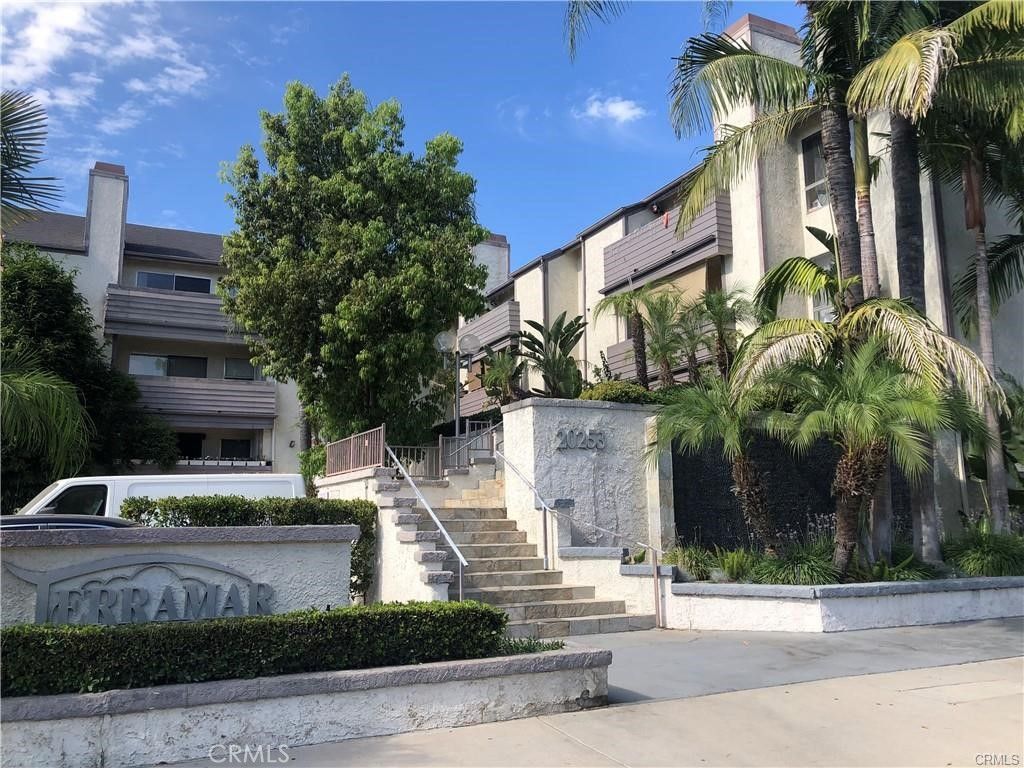 20253 Keswick 325, Winnetka, CA 91306 — exterior