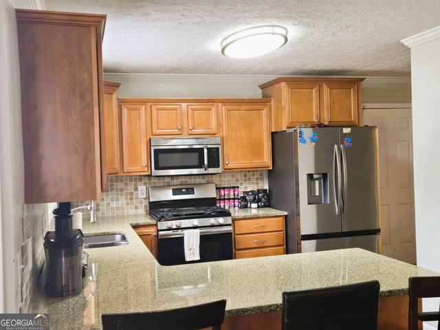 304 Waterfront Drive, Mcdonough, GA 30253