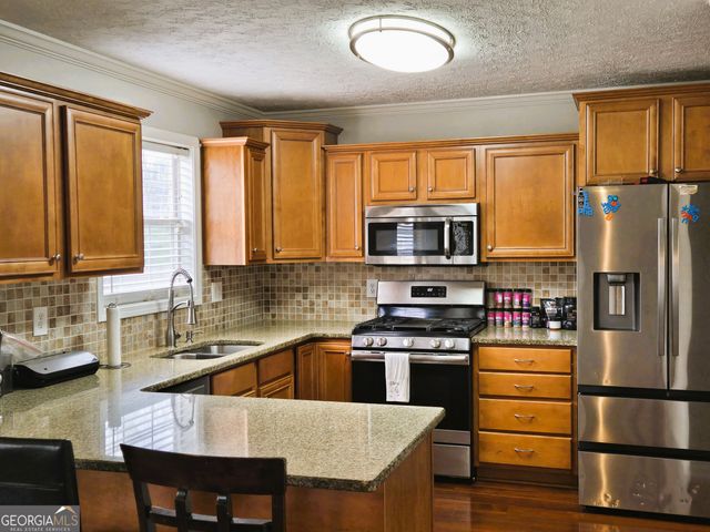 304 Waterfront Drive, Mcdonough, GA 30253