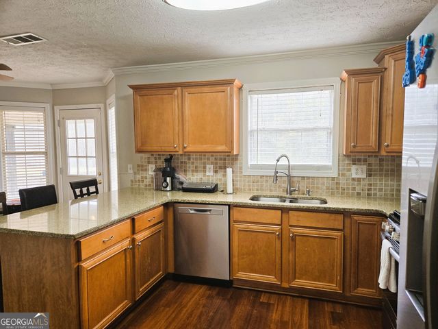 304 Waterfront Drive, Mcdonough, GA 30253