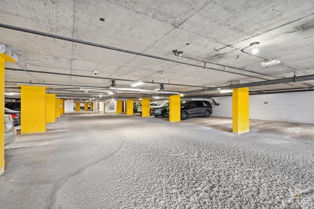 5450 Astor Lane 415, Rolling Meadows, IL 60008