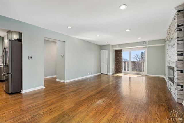 5450 Astor Lane 415, Rolling Meadows, IL 60008