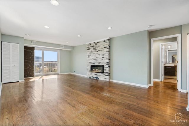 5450 Astor Lane 415, Rolling Meadows, IL 60008