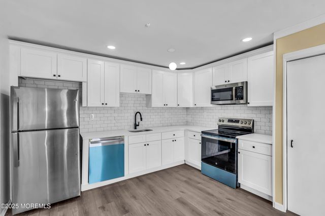 77 Parkway Drive D, Freehold, NJ 07728