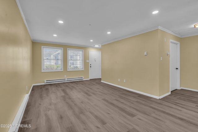 77 Parkway Drive D, Freehold, NJ 07728