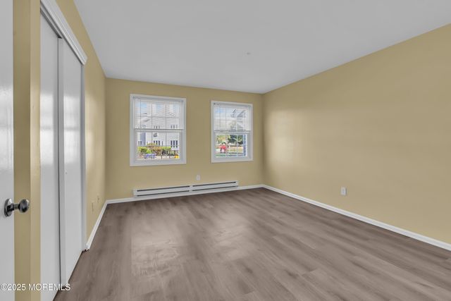 77 Parkway Drive D, Freehold, NJ 07728