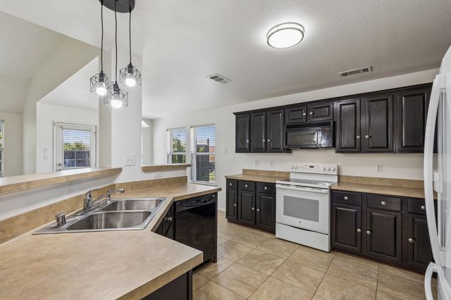 13887 Valley Ranch Road, Fort Worth, TX 76262