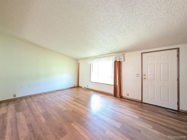 4024 E 54th Street, Mount Morris, MI 48458