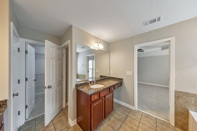 3363 Cumberland Club Drive 16, Atlanta, GA 30339