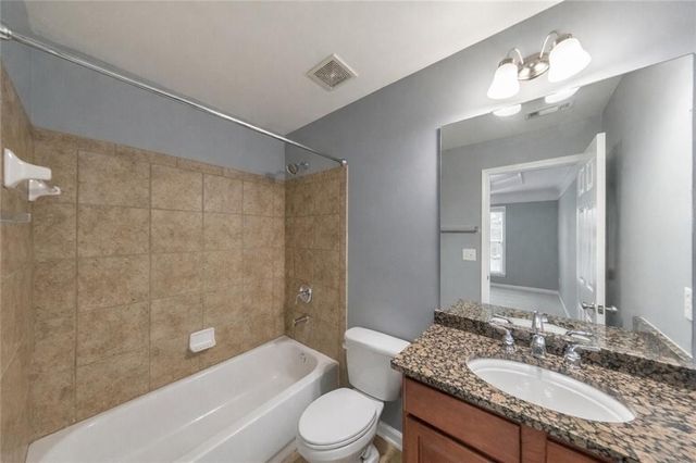 3363 Cumberland Club Drive 16, Atlanta, GA 30339