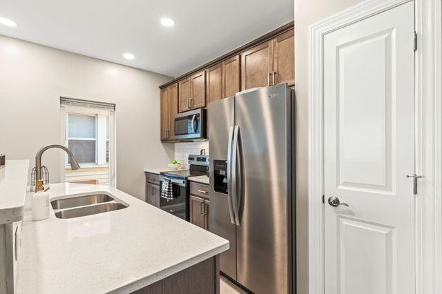 1613 Kohr Place, Columbus, OH 43211
