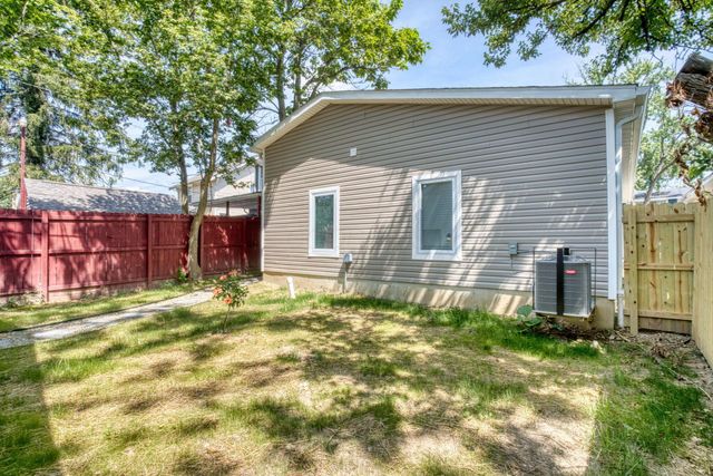 1613 Kohr Place, Columbus, OH 43211