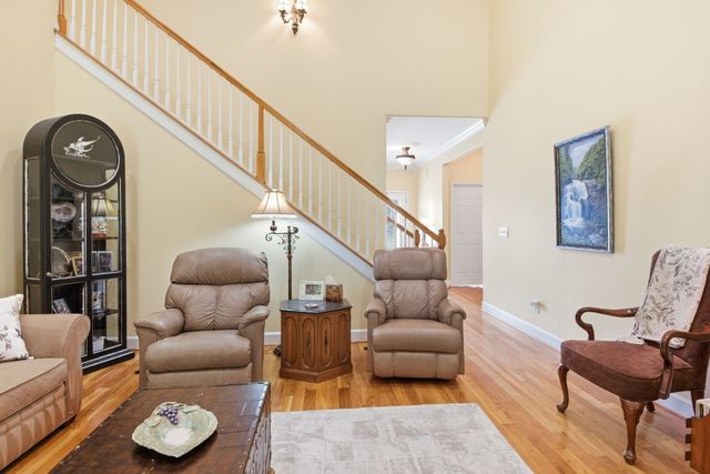 2517 Tisdale Dr, Thompsons Station, TN 37179