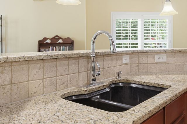 2517 Tisdale Dr, Thompsons Station, TN 37179