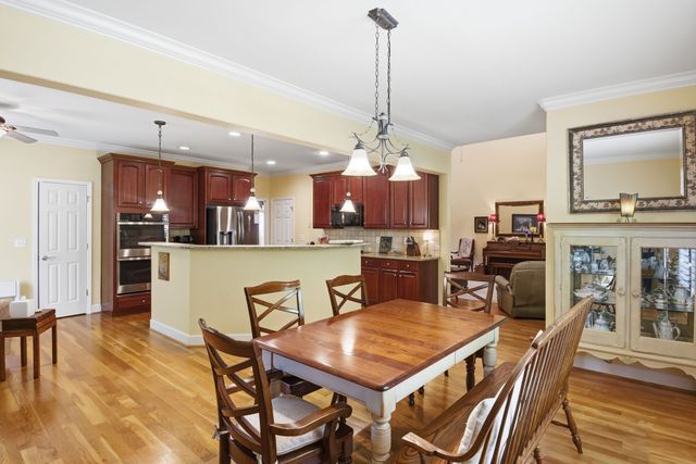 2517 Tisdale Dr, Thompsons Station, TN 37179