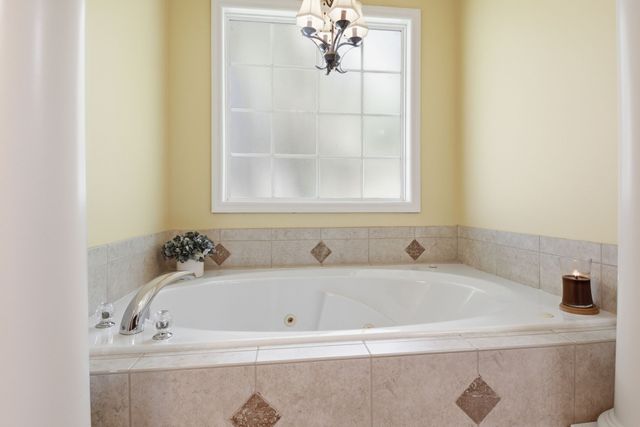 2517 Tisdale Dr, Thompsons Station, TN 37179