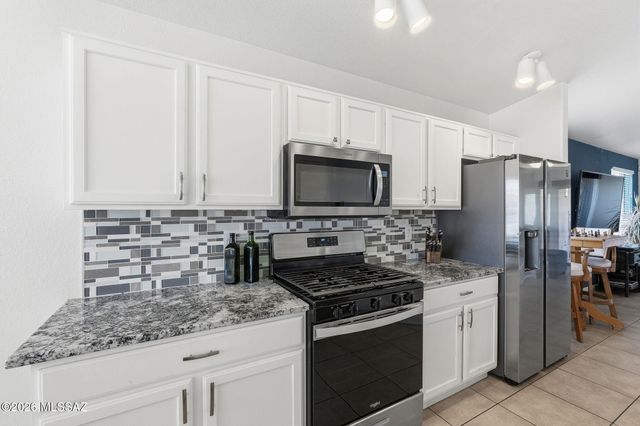 9092 N Sweet Acacia Place, Tucson, AZ 85742