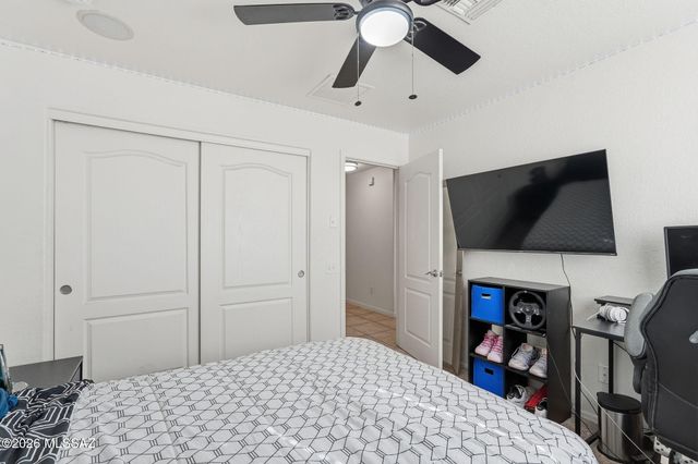 9092 N Sweet Acacia Place, Tucson, AZ 85742