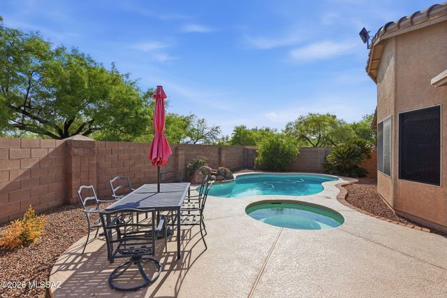9092 N Sweet Acacia Place, Tucson, AZ 85742