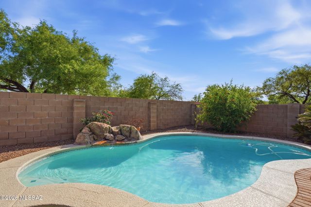 9092 N Sweet Acacia Place, Tucson, AZ 85742
