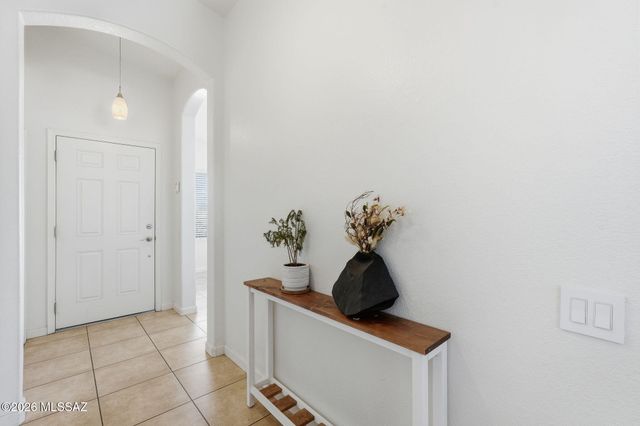 9092 N Sweet Acacia Place, Tucson, AZ 85742