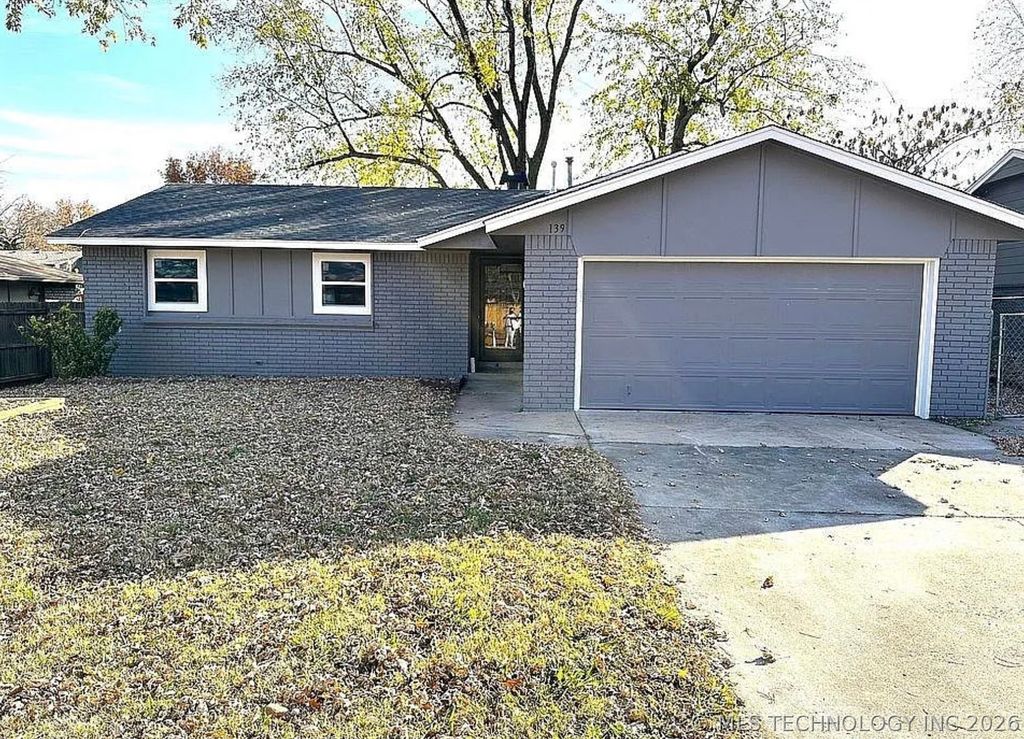 139 W Kent Street, Broken Arrow, OK 74012