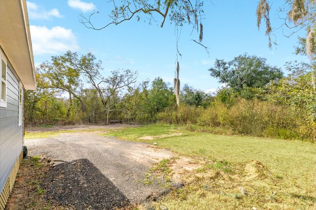 3418 County Road 310, Brazoria, TX 77422