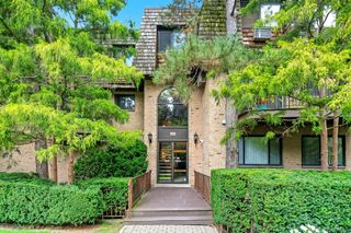 500 Central Park Avenue 211, Scarsdale, NY 10583
