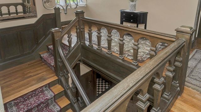 6 Stanford St., Holyoke, MA 01040