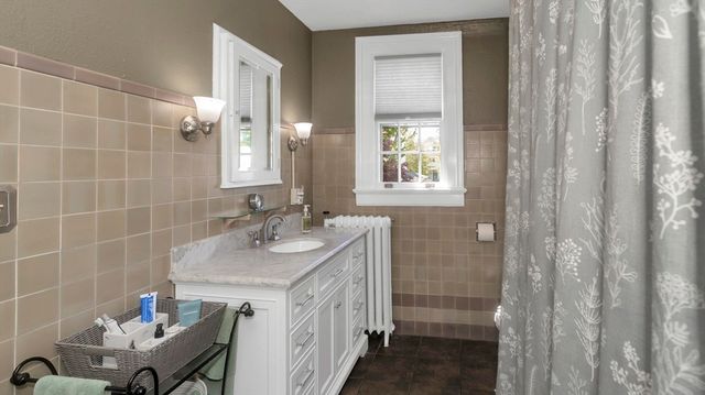 6 Stanford St., Holyoke, MA 01040