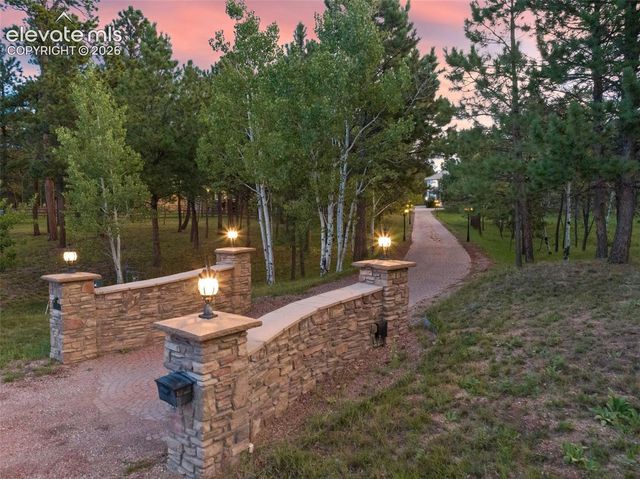 17075 Viscount Court, Monument, CO 80132