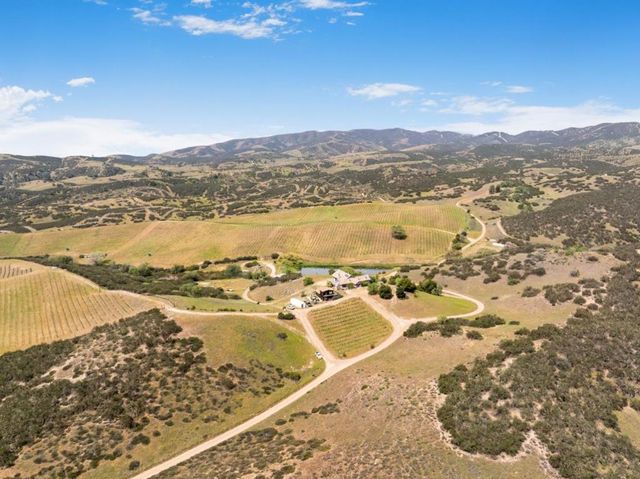 30625 Stonewall Canyon Road, Soledad, CA 93960