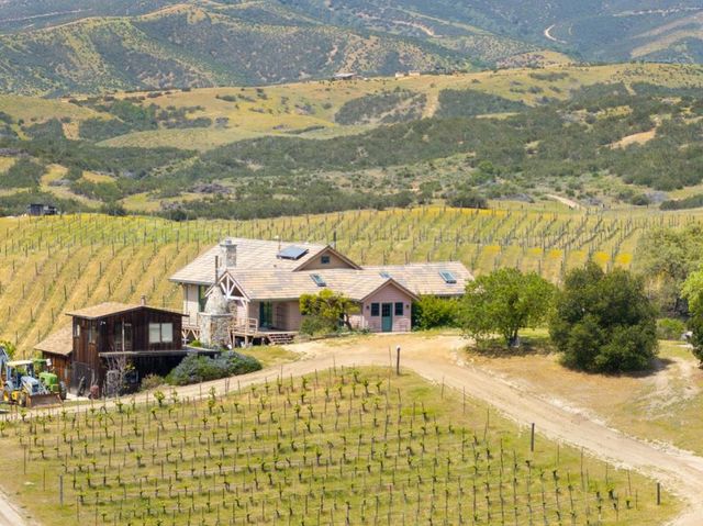 30625 Stonewall Canyon Road, Soledad, CA 93960