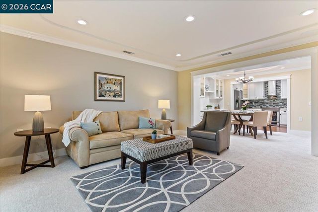 1332 Running Springs Rd 1, Walnut Creek, CA 94595