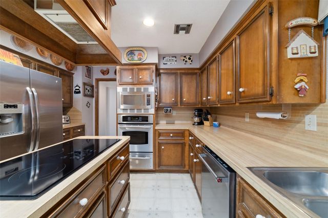 3826 Pleasant Valley Drive, Missouri City, TX 77459