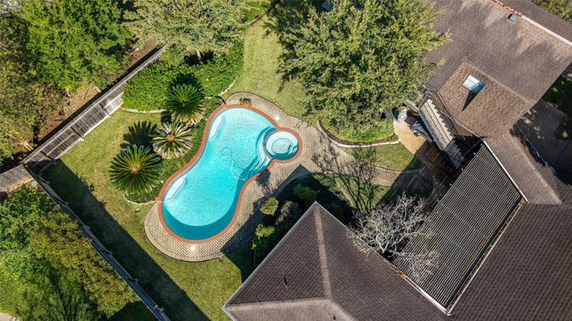 3826 Pleasant Valley Drive, Missouri City, TX 77459